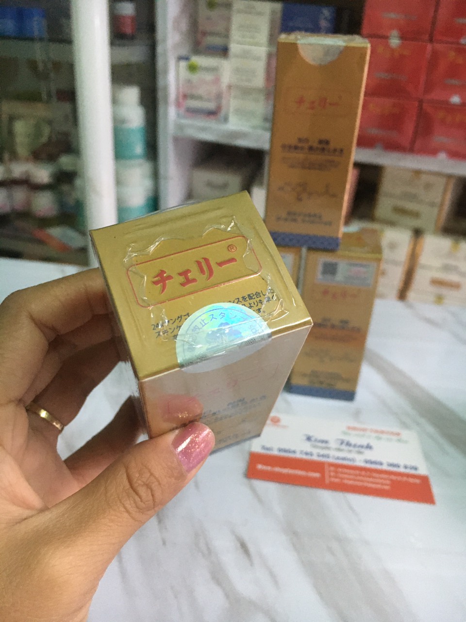 kem-duong-trang-da-serum-vang-non-24k-hoa-anh-dao-nhat-ban-chinh-hang-mau-moi-30ml-7630